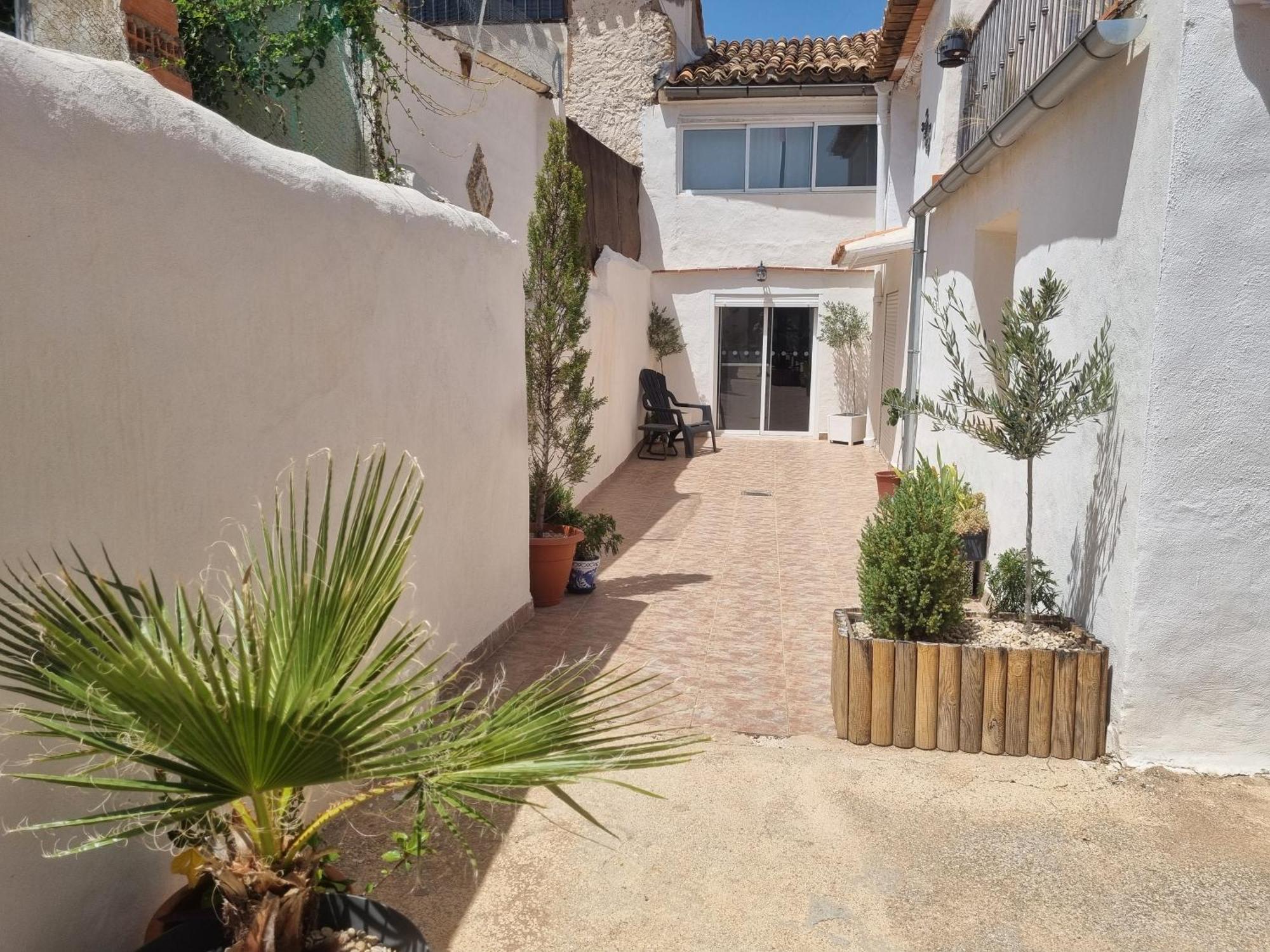 Casa Arriba Village House In Zarra Exteriér fotografie
